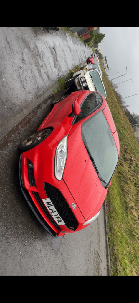 Ford, FIESTA, Hatchback, 2014, Manual, 1596 (cc), 3 doors