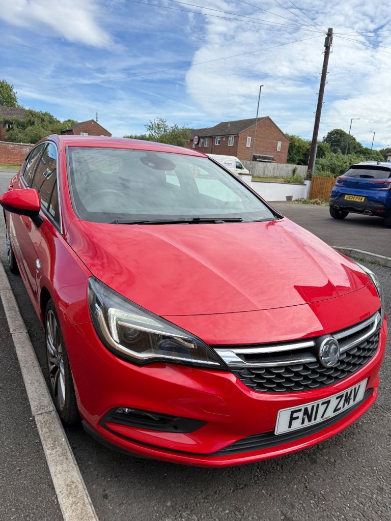 Vauxhall, ASTRA, SRi Nav, Hatchback, 2017, Manual, 1399 (cc), 5 doors