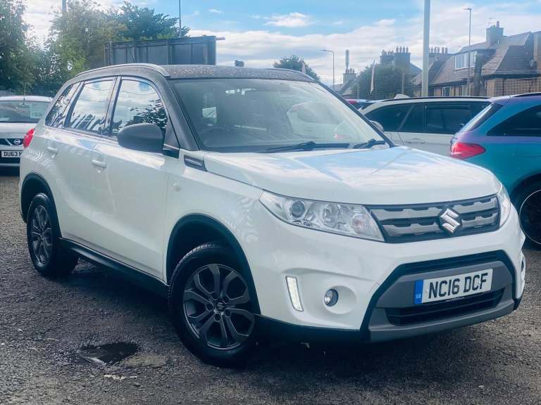 Suzuki Vitara 1.6 Sz4 ULEZ FSH 9 STAMPS 1 PRE OWNER