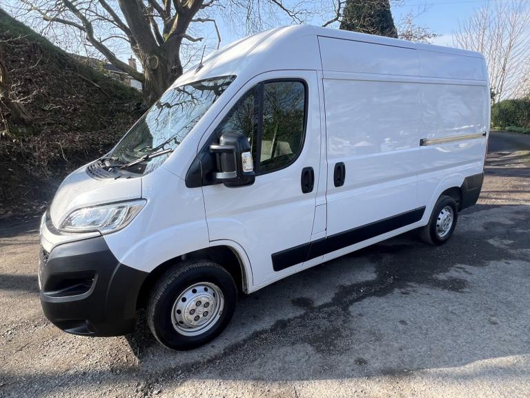 Citroen Relay MWB, Medium, 2.2 Blue HDi 35 Enterprise, White, 2022, Air con, Eur