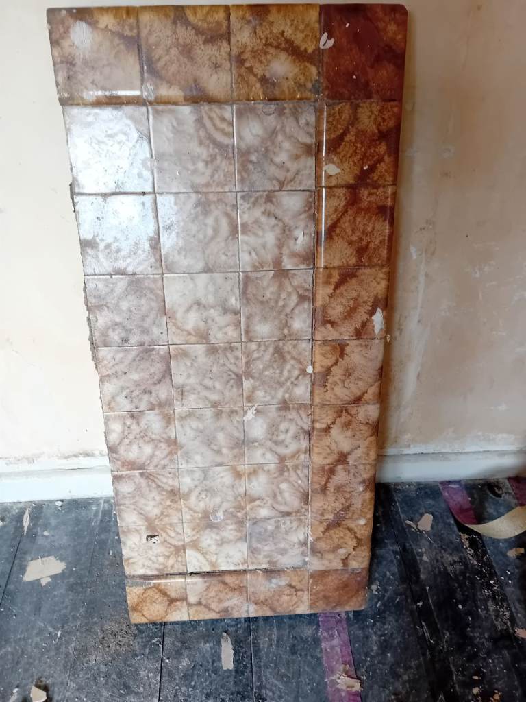 Retro 1930s Art Deco Fire Surround with Brown & Beige Tiles