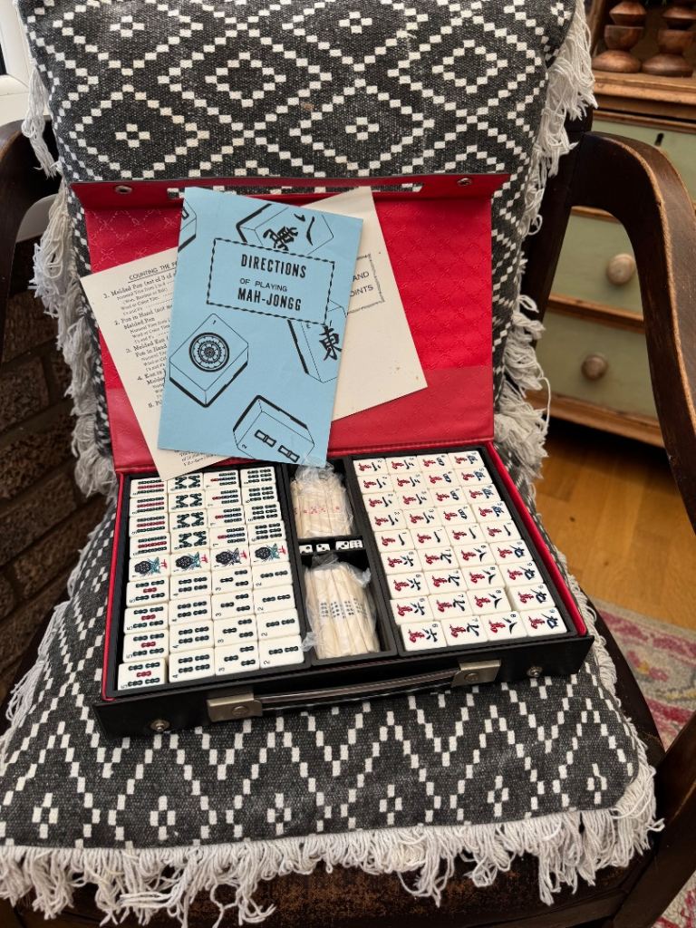 Vintage Mahjong Set in Black Carry Case – Complete