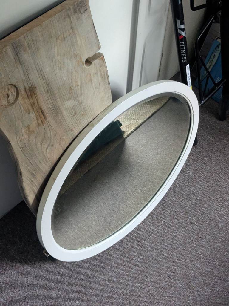 Oval mirror