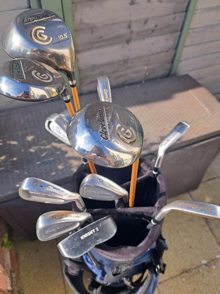 Cleveland Golf Club Set + Bag – 11 Clubs –  £80