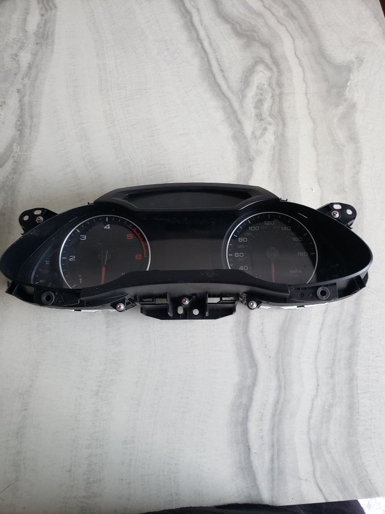 Audi A4 speedometer 