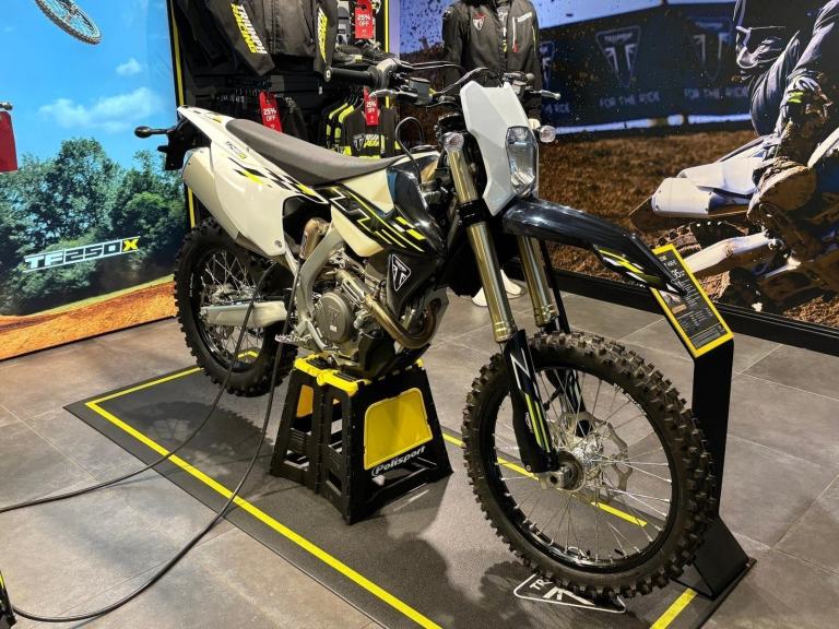 TRIUMPH TF 450-E - 2026AND NEW - IN STOCK