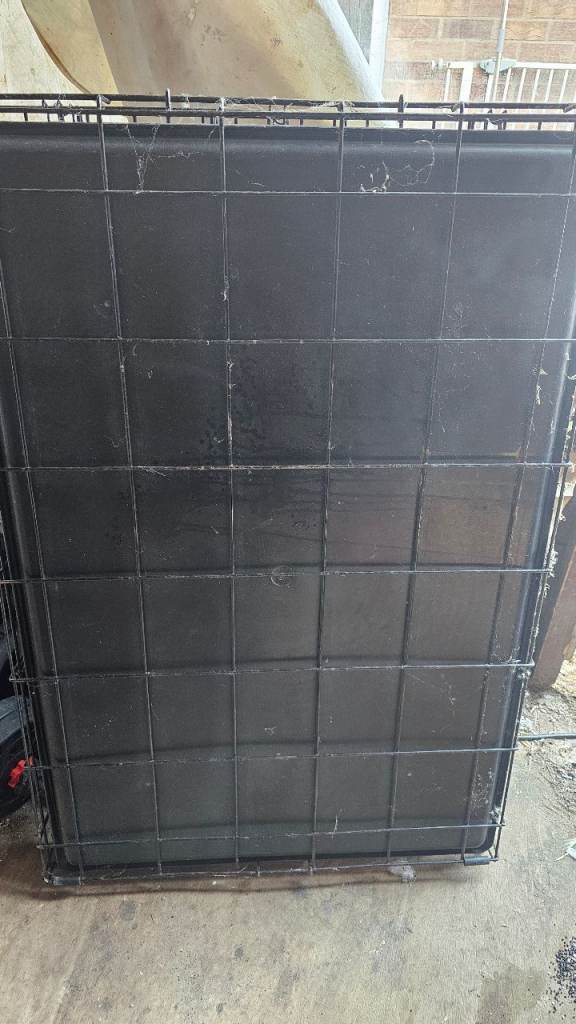 Dog crate