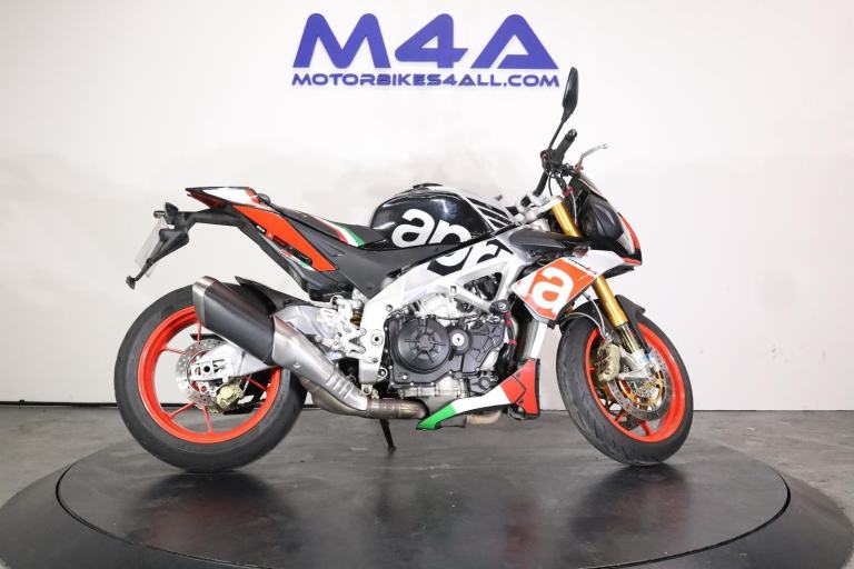 APRILIA TUONO 1100 V4 FACTORY 2016