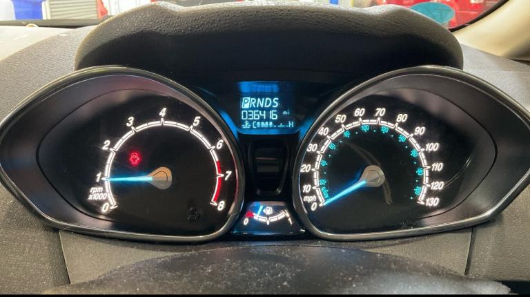 2014 Ford Fiesta 1.6 Zetec 5dr Powershift HATCHBACK Petrol Automatic