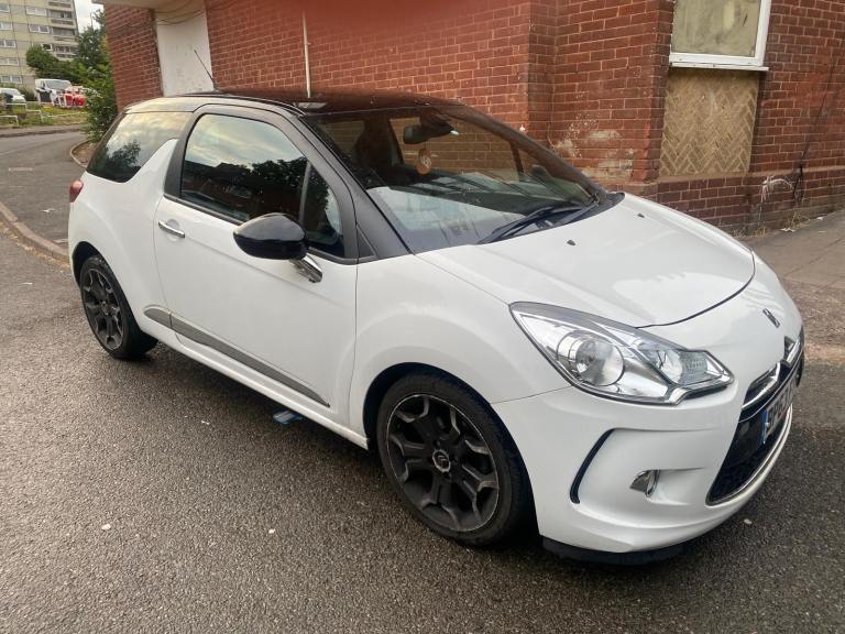 Citroen, DS3, Hatchback, 2014, Manual, 1.6cc), 3 doors