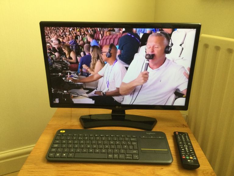 TV with integrated computer 