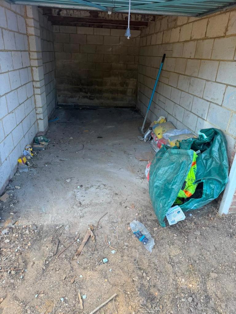 Garages for rent in French Gardens, Hersham KT12 3QH