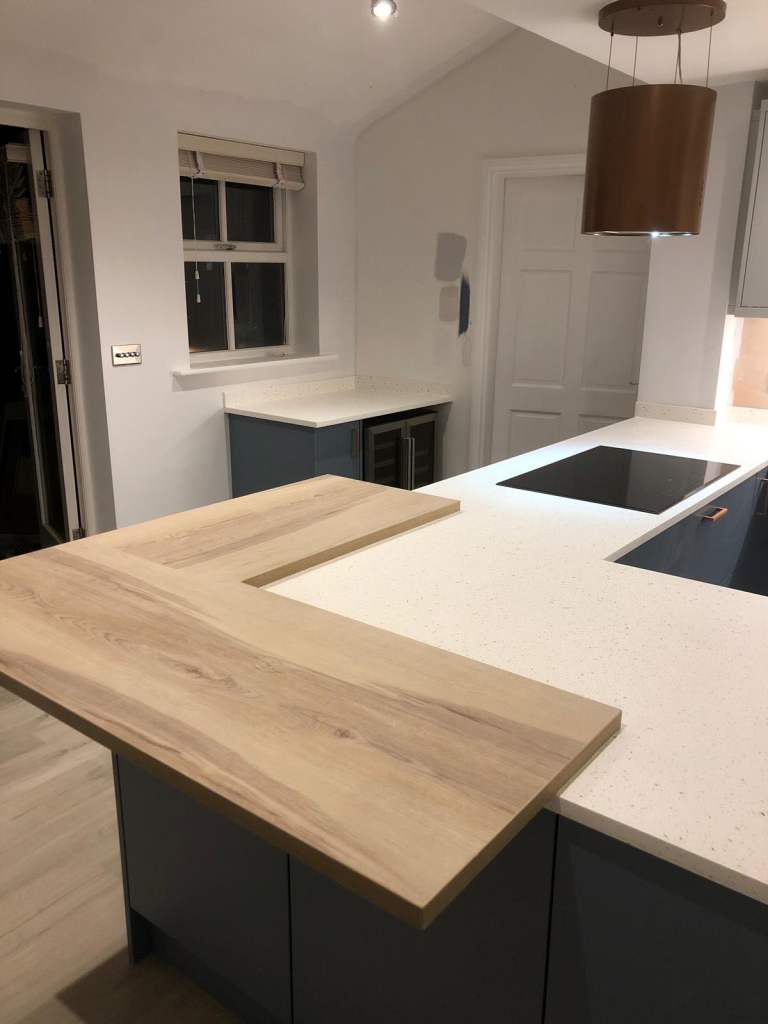 Kitchen fitter/ manufacture 