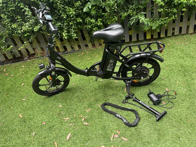 U4 Foldable Electric Bike – £350