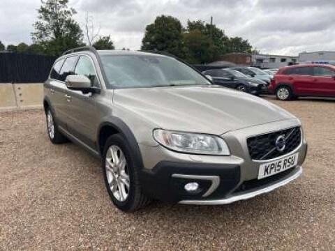 VOLVO XC70 2.4 SE Lux D5 AWD (215hp) Gold Auto Diesel 2015