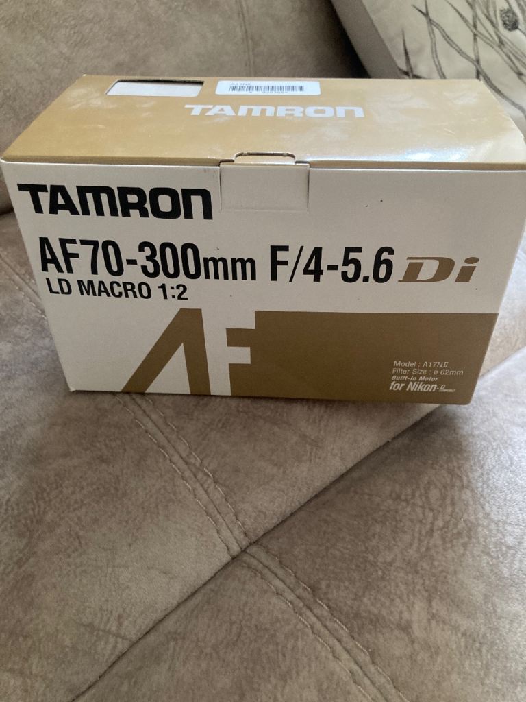 Tamron AF70-300mm F/4-5.6 Di LD Macro 1:2 Lens for Nikon