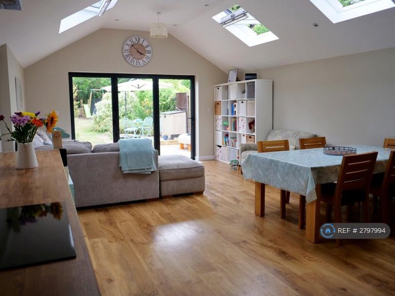 3 bedroom house in Borough Road, Dunstable, LU5 (3 bed) (#2797994)