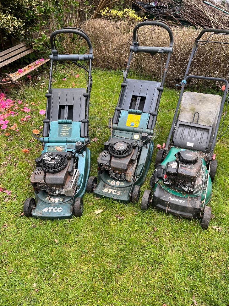 3 mowers. Non runners. 