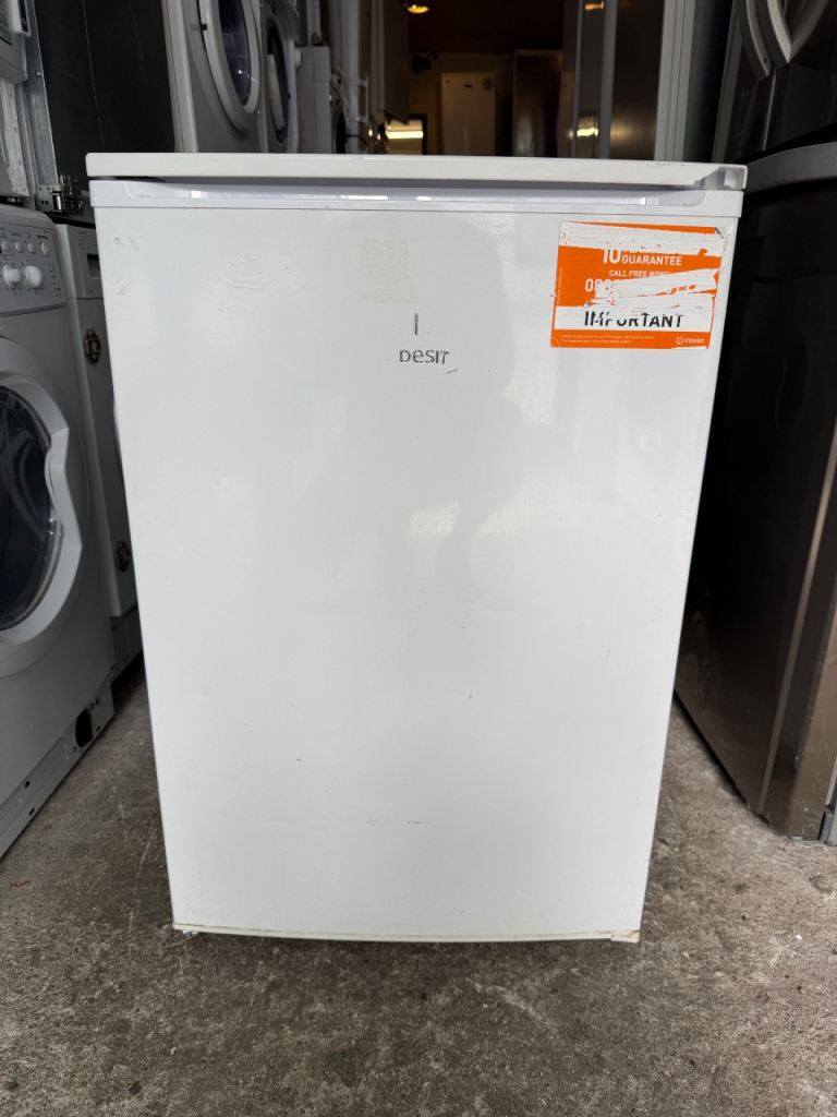 Indesit White Under Counter Just Fridge with Free Delivery 🚚 