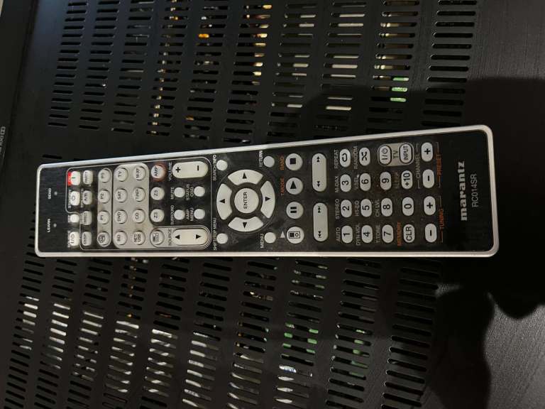 Marantz Amplifier Model No SR5006 in mint condition