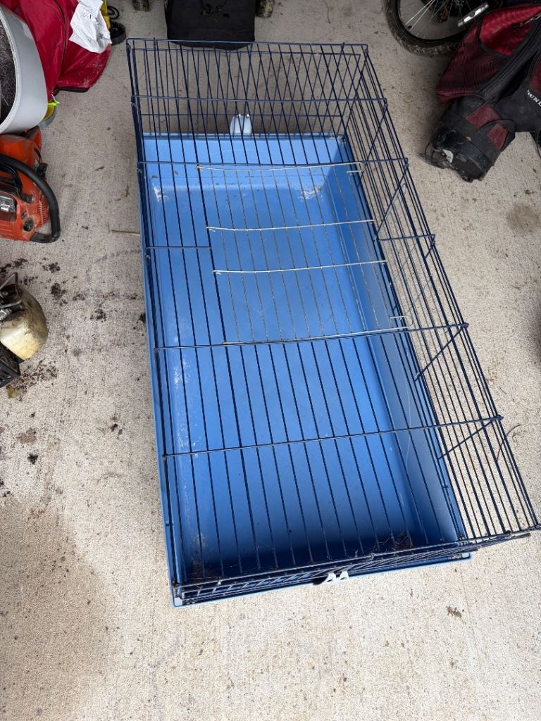 Indoor rabbit guinea pig hutch cage