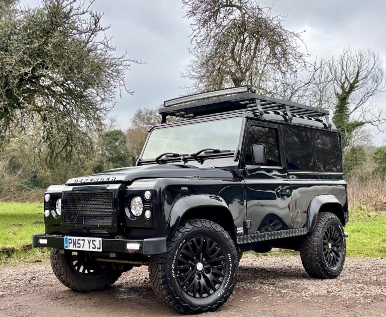 2007 Land Rover Defender 90 2.4 TDCi Puma Black Hard Top 6 Seats RECARO Twisted