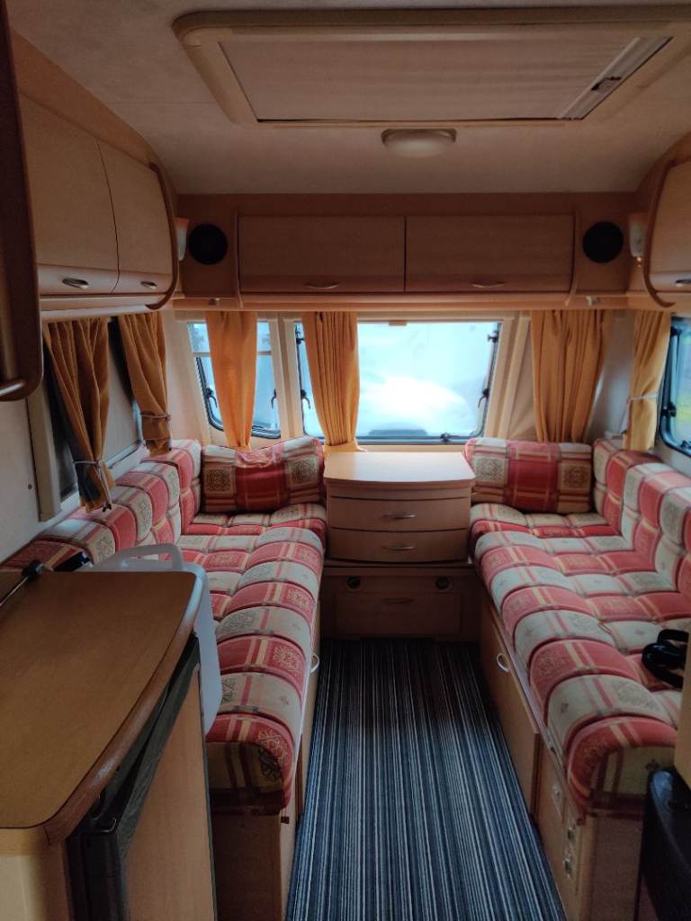 Coachman Amara 380 /2