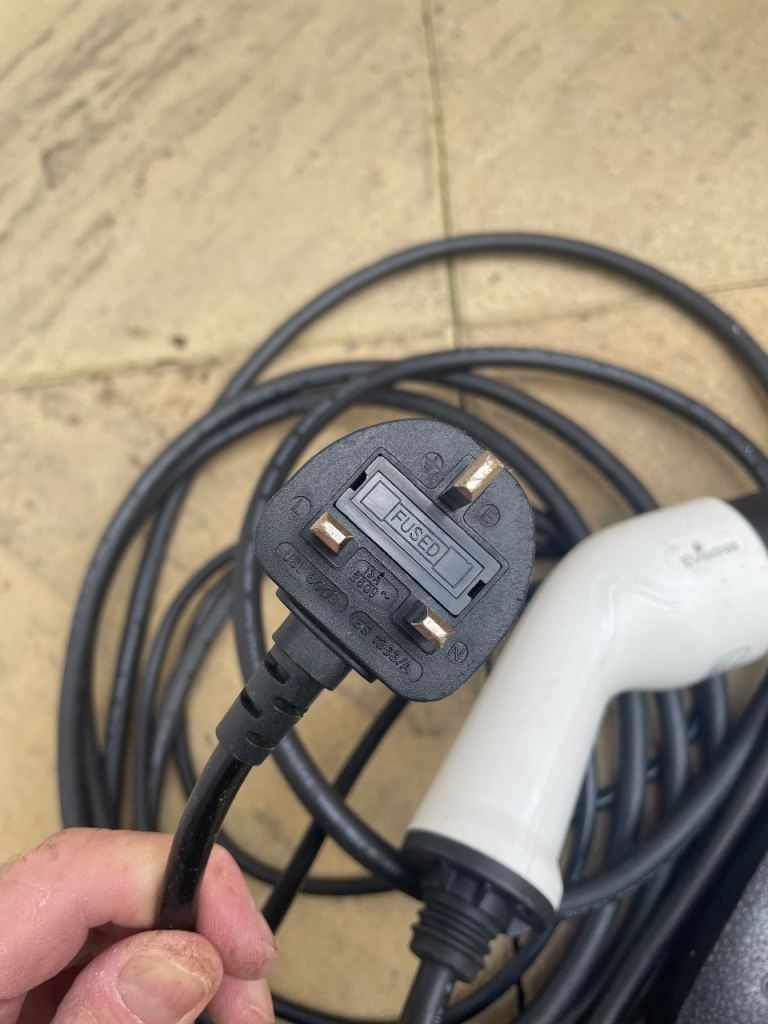 Portable EV Charger - Type 2 - UK 3 Pin Plug - 5 metres