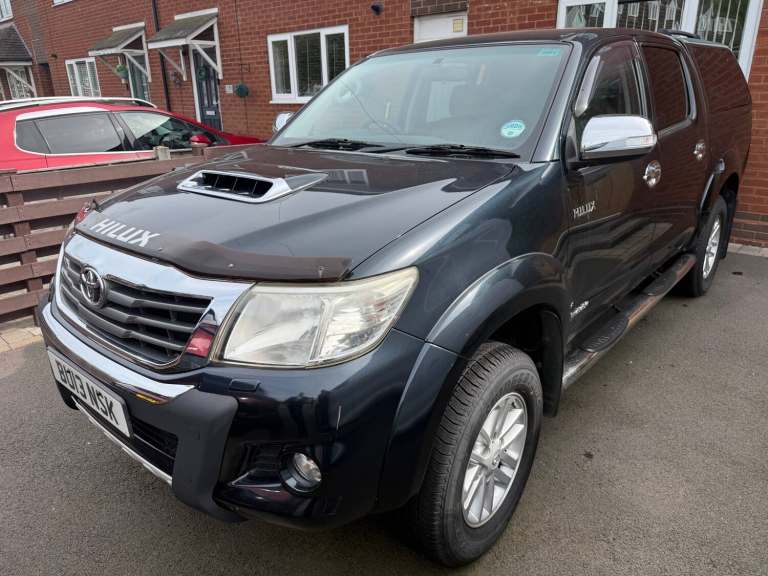 2013 Toyota Hilux Invincible D/Cab Pick Up 3.0 D-4D 4WD 171 PICK UP Diesel Manual