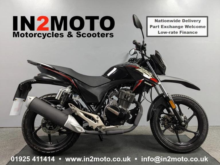 2022 (22) Lexmoto Assault 125 in Black with only 2,412 miles on the clock
