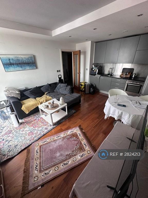 1 bedroom flat in Admiral House, Cardiff, CF24 (1 bed) (#2824213)