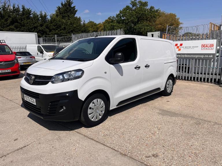 2022 Vauxhall Vivaro 2900 1.5d 100PS Dynamic H1 Van PANEL VAN DIESEL Manual