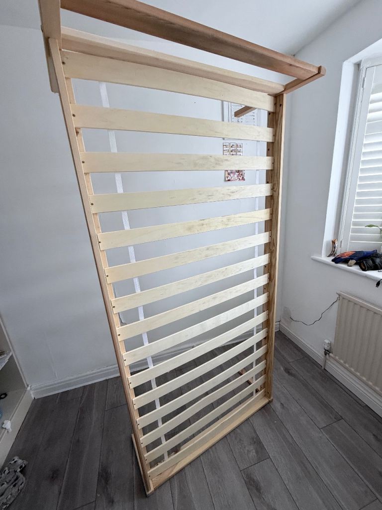 SOLD******Used Single bed 3ft frame (Free)