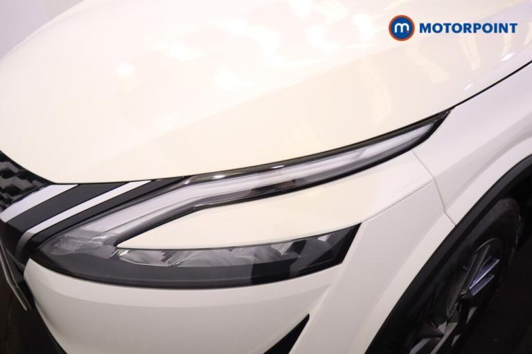 2022 Nissan Qashqai 1.3 DiG-T MH Acenta Premium 5dr SUV Petrol Manual