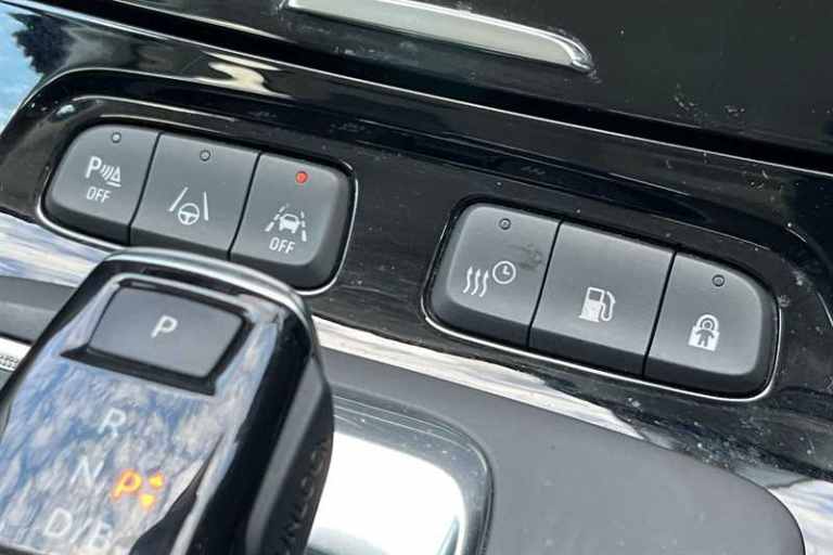 2022 Vauxhall Grandland 1.6 Hybrid GS Line 5dr Auto HATCHBACK PETROL/ELECTRIC Automatic