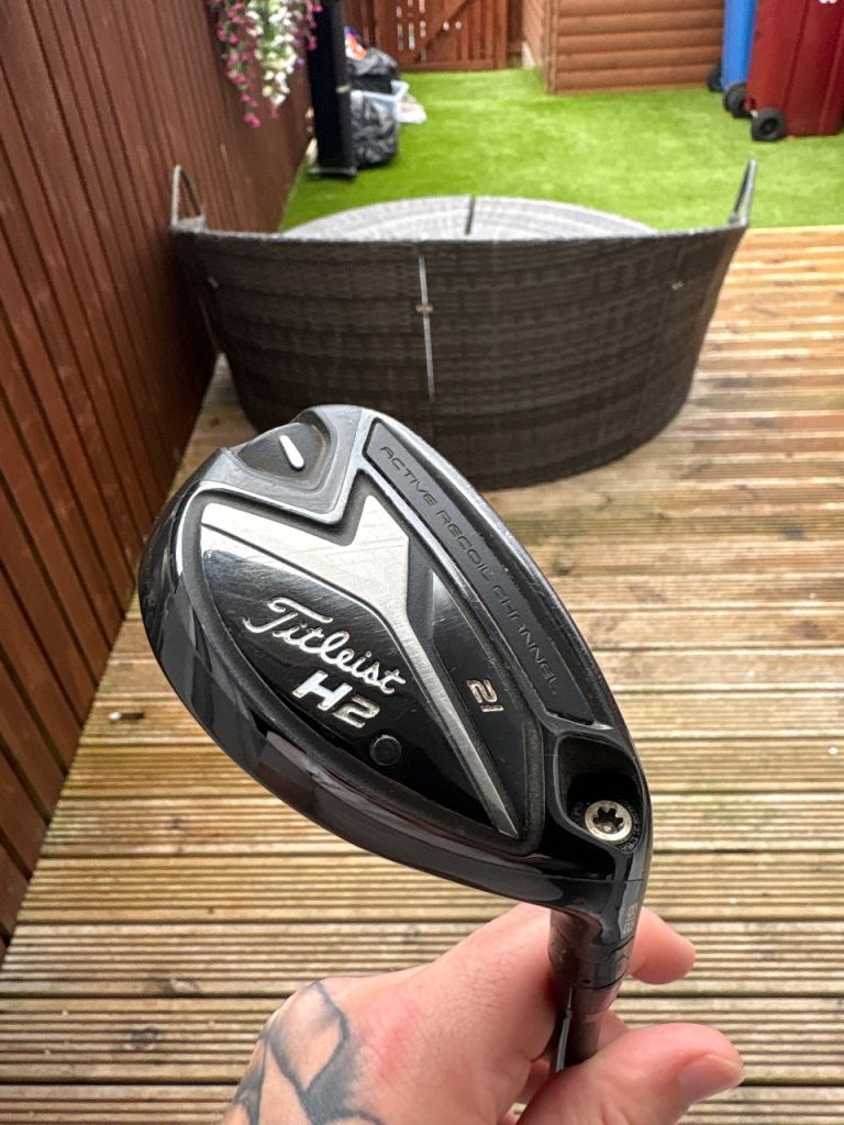 Titleist H818 21 degree hybrid 