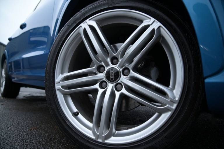 2015 Audi Q3 2.0 TDI S line Plus SUV 5dr Diesel Manual quattro Euro 6 (s/s) (184 ps) ESTATE Diese...