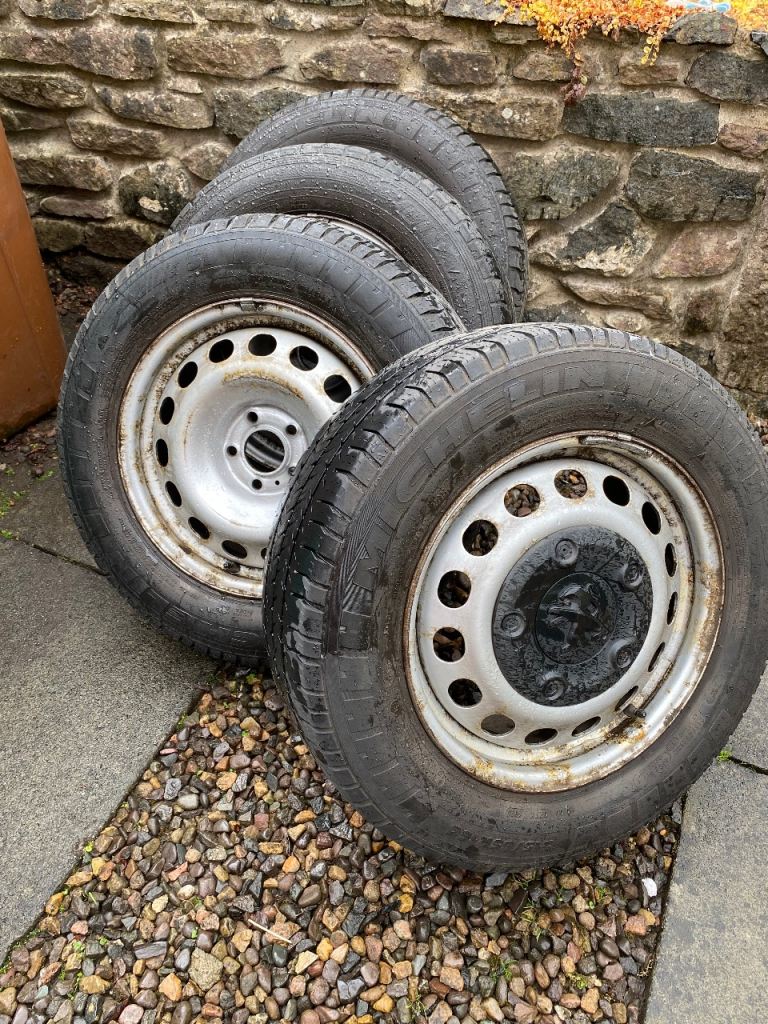 Peugeot expert 2020 steel wheels and tyres 