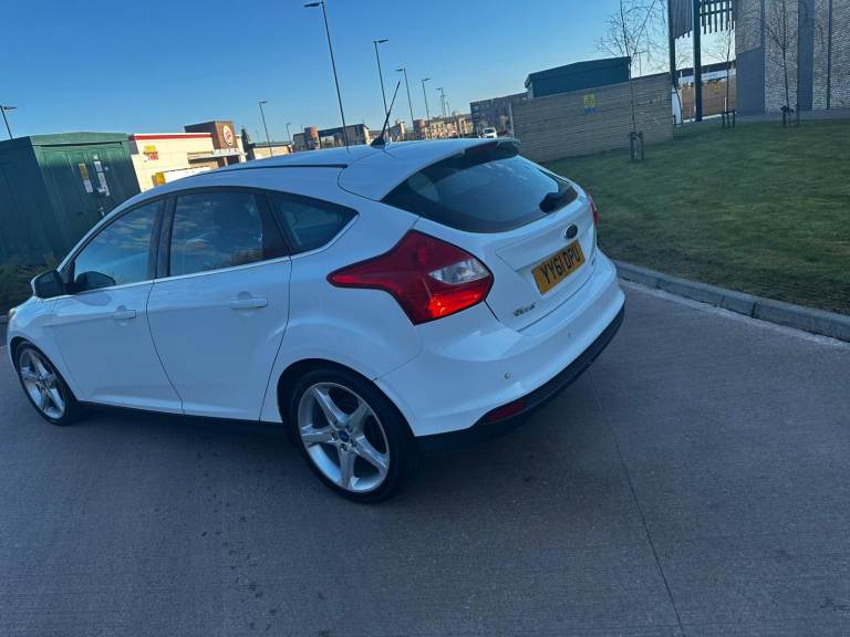 Ford, FOCUS, Hatchback, 2011, Manual, 1560 (cc), 5 doors