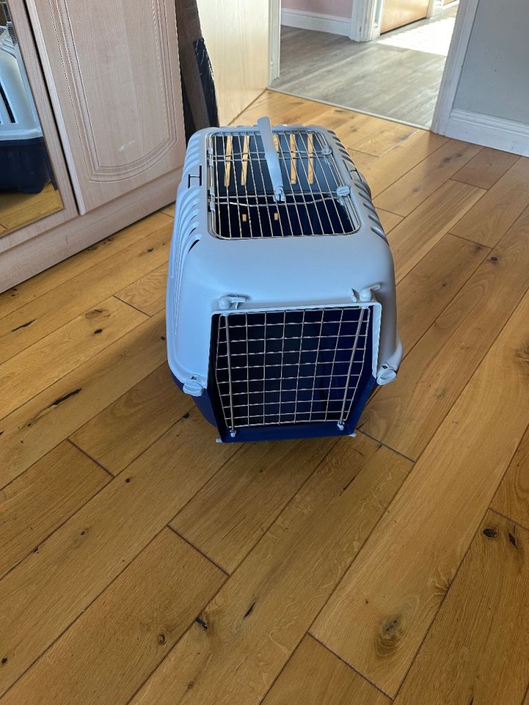 Lionto Plastic Dog Carrier with Metal Grate for Small Pets Up to 15kg Blue Grey