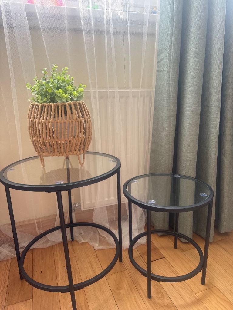 🎀 Lovely Pair of Coffee Nesting Tables (Matching Set)