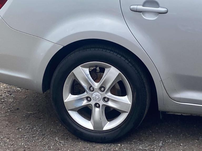 2012 Kia Ceed 1.6 CRDi EcoDynamics 2 Sports Wagon Euro 5 (s/s) 5dr Estate Diesel Manual