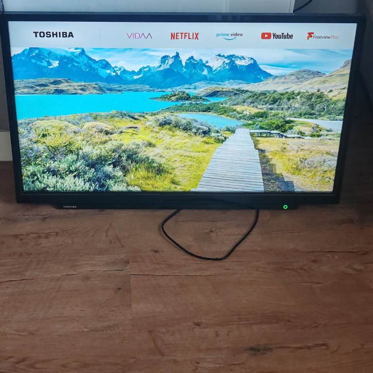 32 inch Toshiba smart TV 