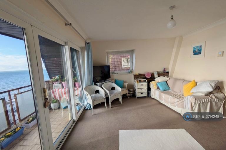 2 bedroom flat in Marina Heights, St. Leonards-On-Sea, TN38 (2 bed) (#2714248)