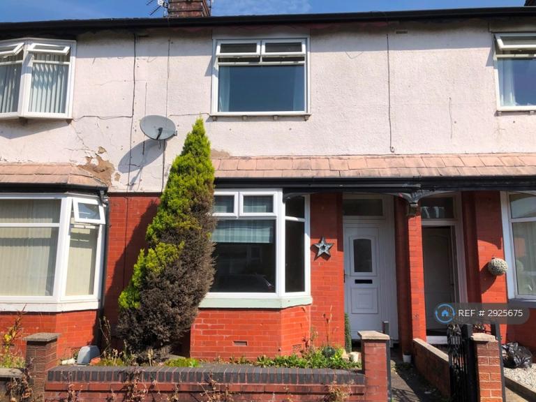 3 bedroom house in Egerton Street, Heywood, OL10 (3 bed) (#2925675)