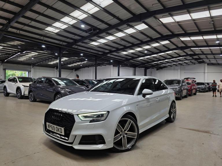 2019 Audi A3 2.0 TFSI 40 S line S Tronic quattro Euro 6 (s/s) 4dr SALOON Petrol Automatic