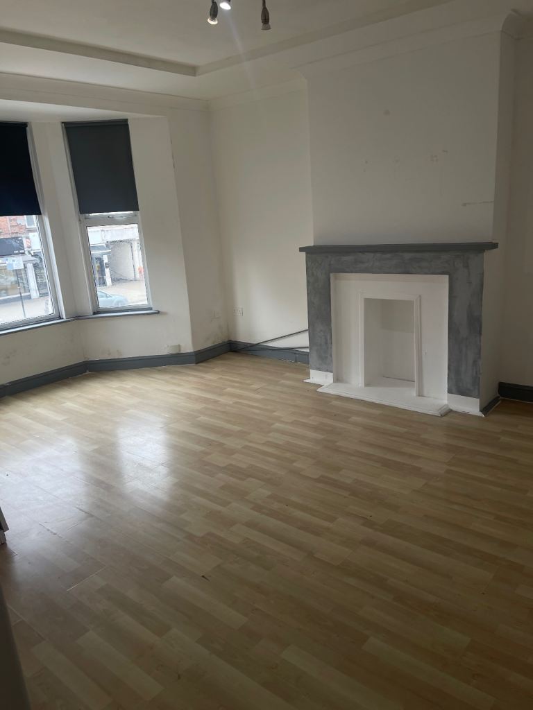 Very large kingsize room 