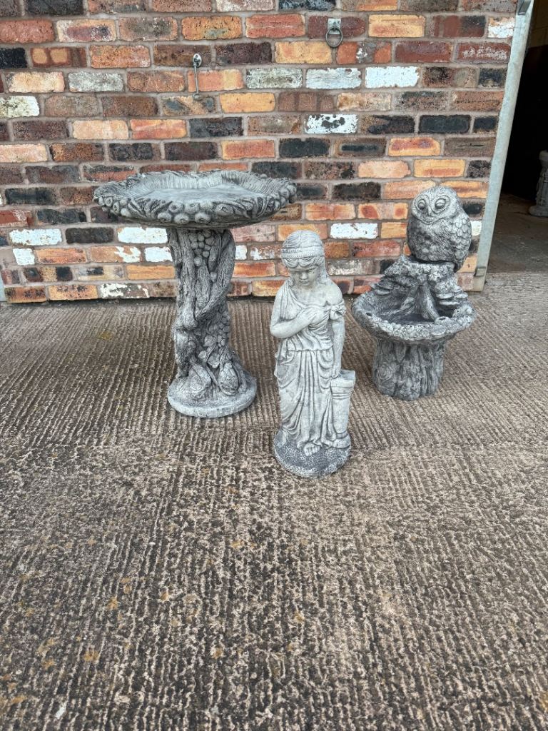 Stone Garden Ornaments and Bird Bath – Grey, Good Condition