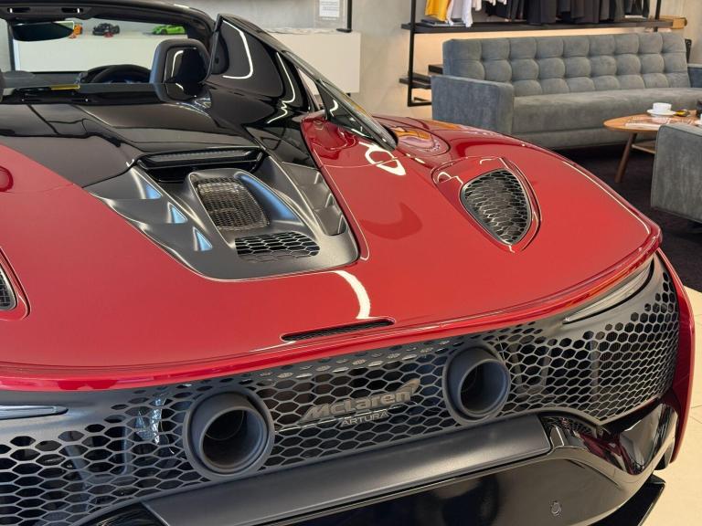  McLaren Artura 3.0T V6 7.4kWh Performance Spider 2dr Petrol Plug-in Hybrid SSG Euro 6 (s/s Petro...