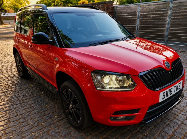 No Bristol Charge - Skoda Yeti 1.2 TSI Monte Carlo DSG Euro 6 FSH Detatchable Towbar, 3-Pin Sockets